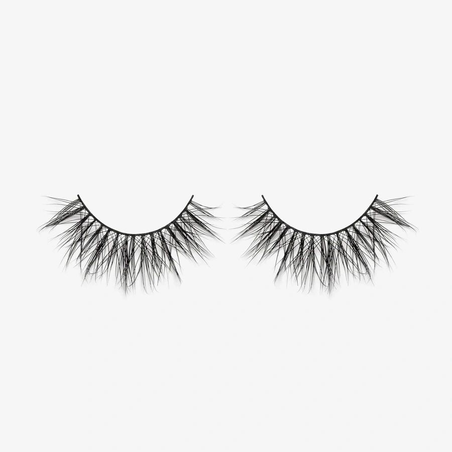 HALF LASHES