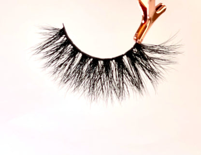 5:55 Lashes (New Model) – 5D Mink, Bold Cat Eye, Maximum Volume for Large Eyes